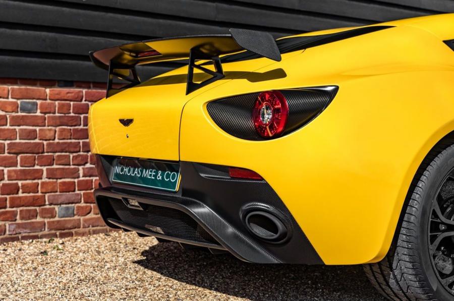 Детали экстерьера Aston Martin V12 Zagato (009) 2013 года  (фото 26 из 58)